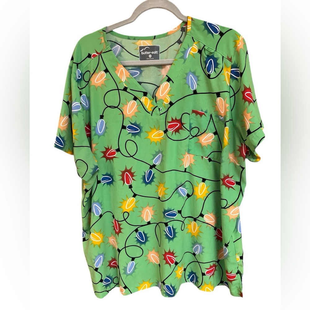 Buttersoft Christmas Holiday Colorful Light Bulb Print Scrub Top 2X
